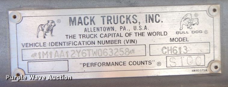 image for item JL9936 1996 Mack CH613  cable puller truck