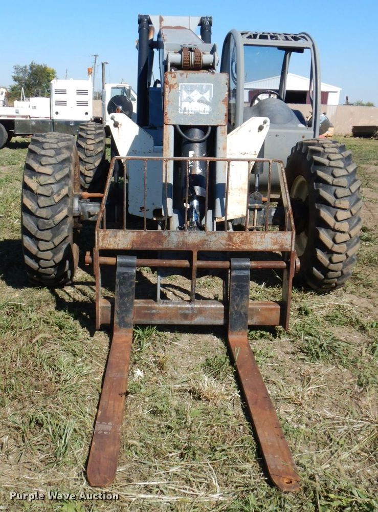 image for item JL9938 2005 Terex TH844C  telehandler