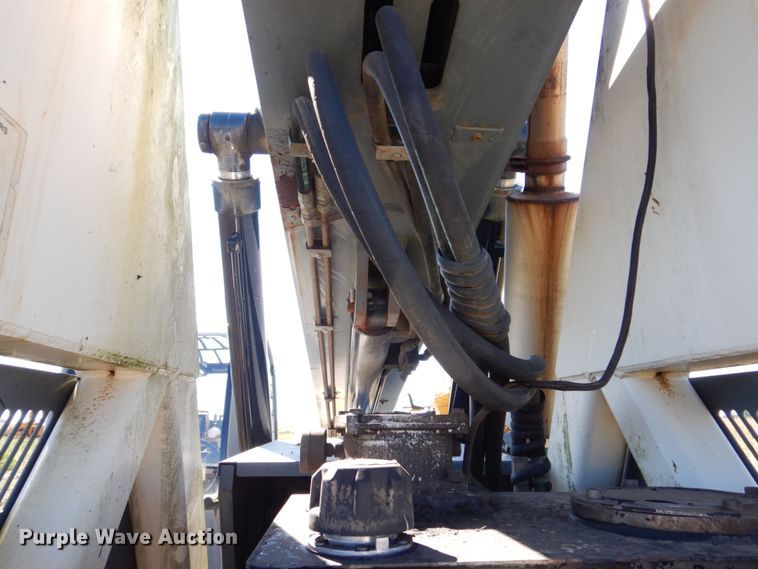 image for item JL9938 2005 Terex TH844C  telehandler