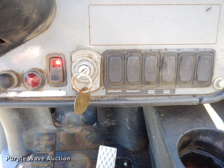 image for item JL9938 2005 Terex TH844C  telehandler