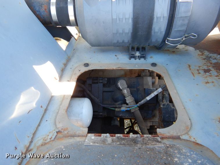 image for item JL9938 2005 Terex TH844C  telehandler