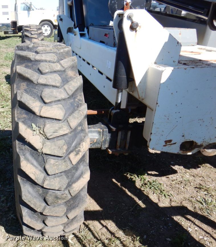 image for item JL9938 2005 Terex TH844C  telehandler