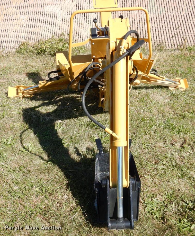 image for item JL9940 Vermeer B500  backhoe attachment