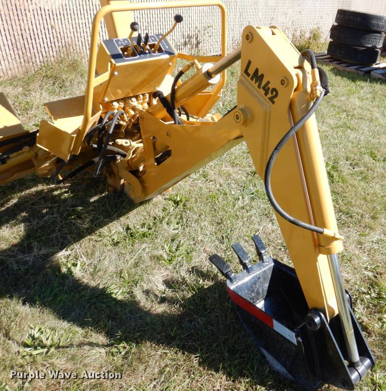 image for item JL9940 Vermeer B500  backhoe attachment