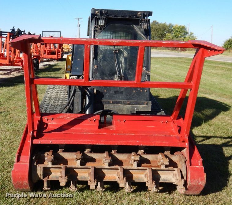 image for item JL9946 2013 JCB 300T  tracked skid steer loader