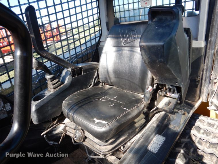 image for item JL9946 2013 JCB 300T  tracked skid steer loader