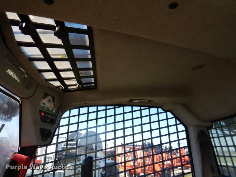 image for item JL9946 2013 JCB 300T  tracked skid steer loader