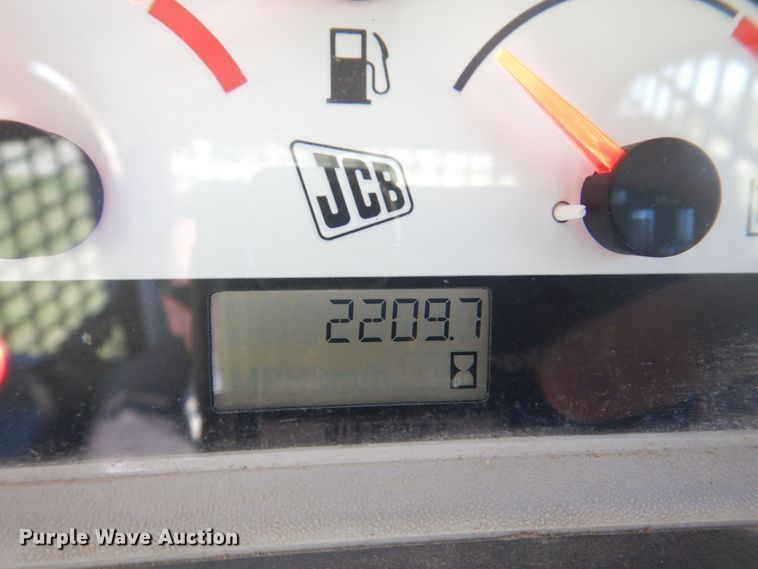 image for item JL9946 2013 JCB 300T  tracked skid steer loader