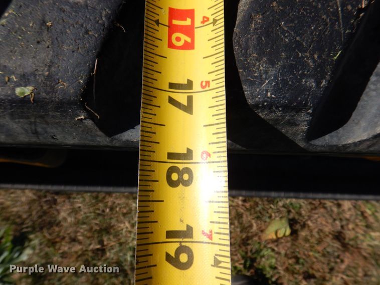 image for item JL9946 2013 JCB 300T  tracked skid steer loader