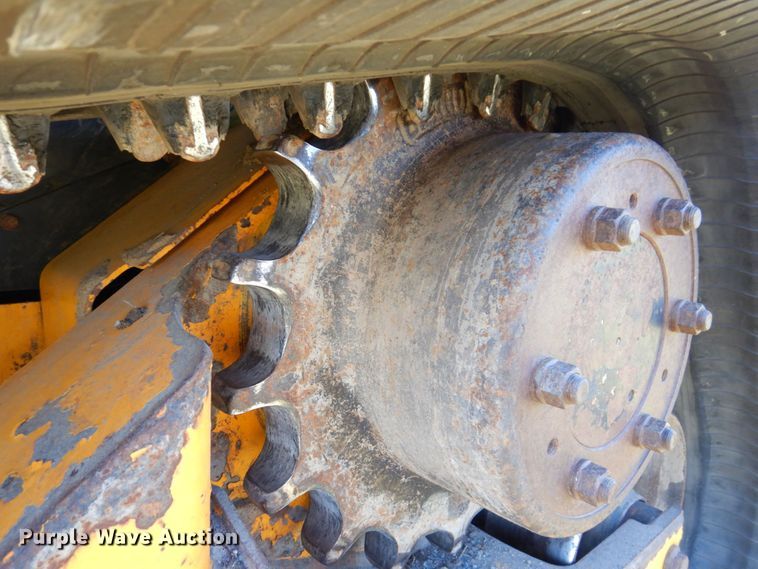 image for item JL9946 2013 JCB 300T  tracked skid steer loader