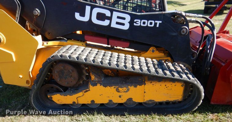 image for item JL9946 2013 JCB 300T  tracked skid steer loader