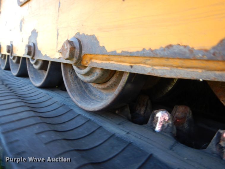 image for item JL9946 2013 JCB 300T  tracked skid steer loader