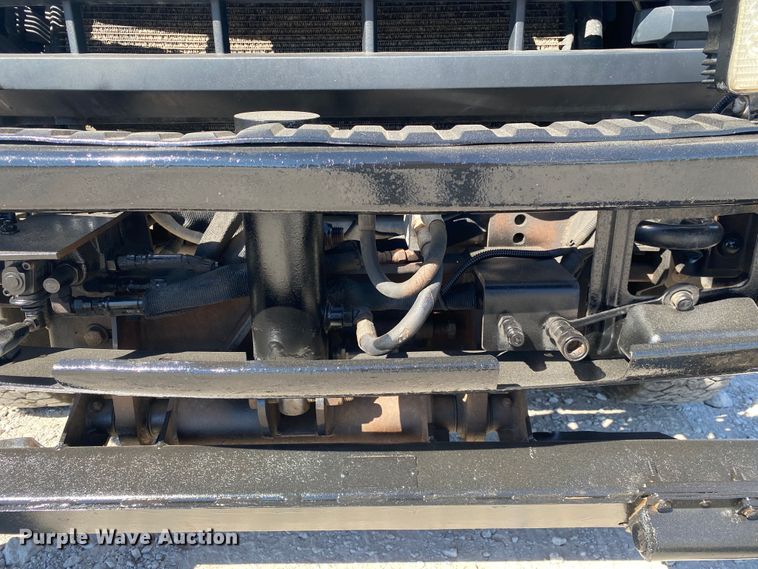 image for item JW9381 2011 Ford F350 Super Duty  SuperCab utility bed pickup truck