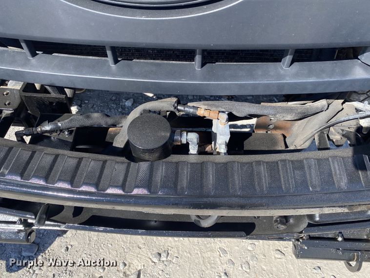 image for item JW9381 2011 Ford F350 Super Duty  SuperCab utility bed pickup truck