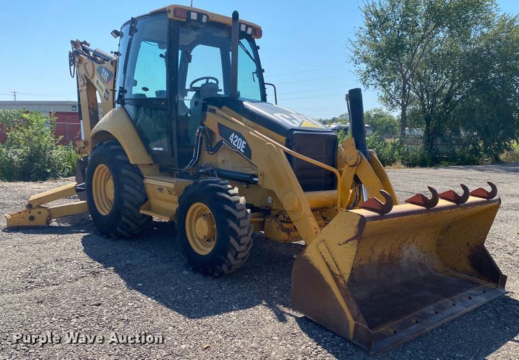 image for item JW9395 2011 Caterpillar 420E  backhoe
