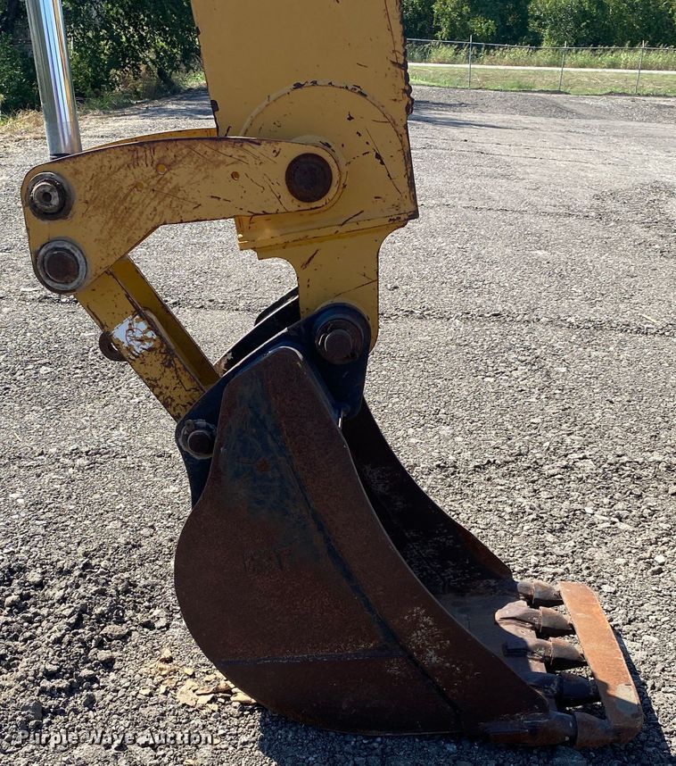 image for item JW9395 2011 Caterpillar 420E  backhoe