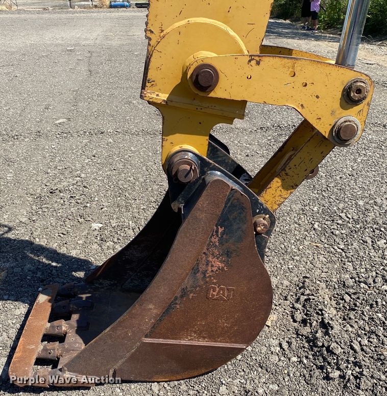 image for item JW9395 2011 Caterpillar 420E  backhoe