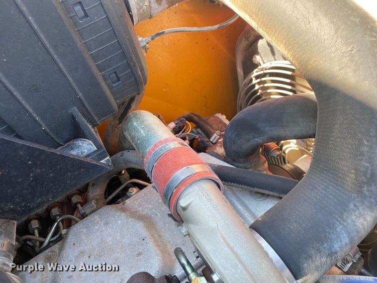 image for item JW9395 2011 Caterpillar 420E  backhoe