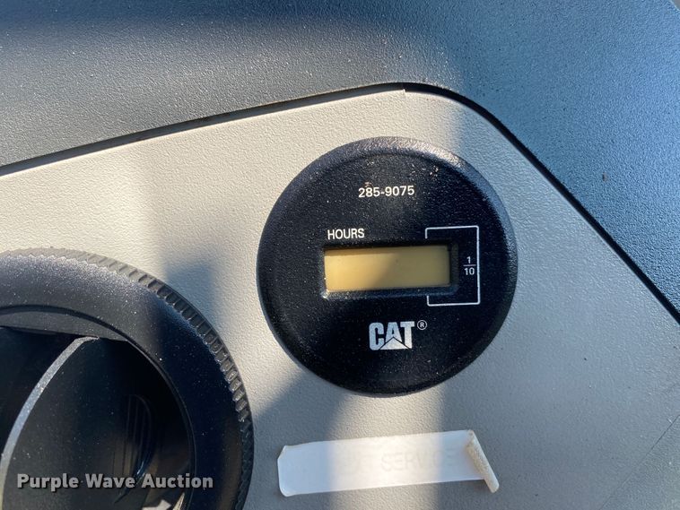image for item JW9395 2011 Caterpillar 420E  backhoe