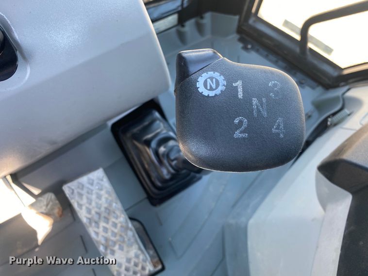 image for item JW9395 2011 Caterpillar 420E  backhoe