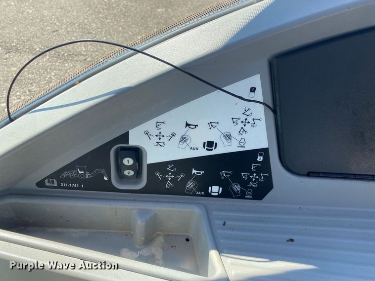 image for item JW9395 2011 Caterpillar 420E  backhoe