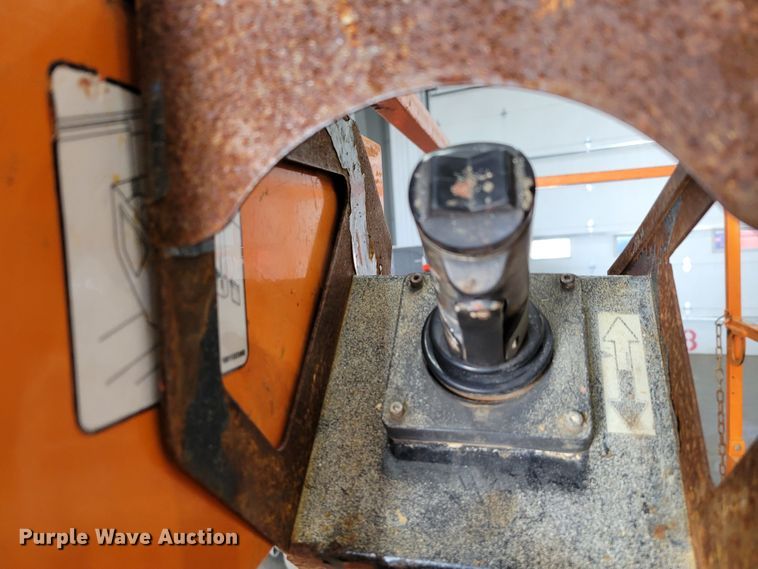 image for item JZ9051 2016 JLG 1932RS  scissor lift