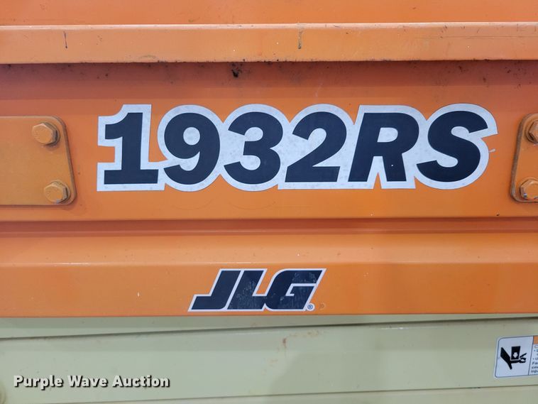 image for item JZ9051 2016 JLG 1932RS  scissor lift