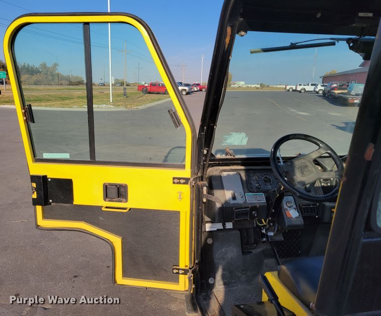 image for item JZ9058 Jacobsen Cushman  utility vehicle