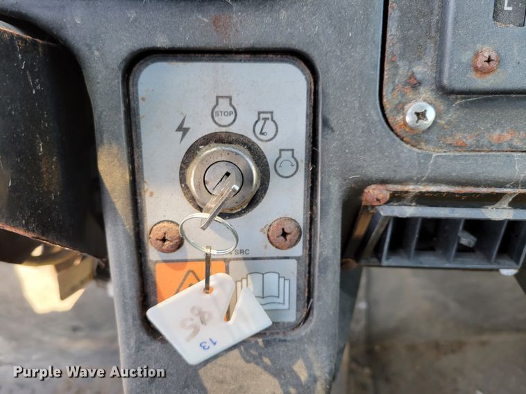 image for item JZ9058 Jacobsen Cushman  utility vehicle