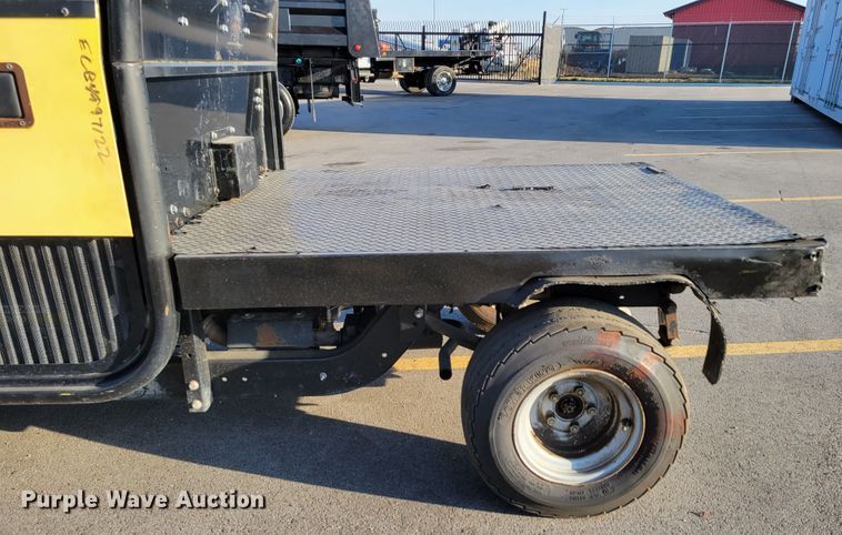 image for item JZ9058 Jacobsen Cushman  utility vehicle