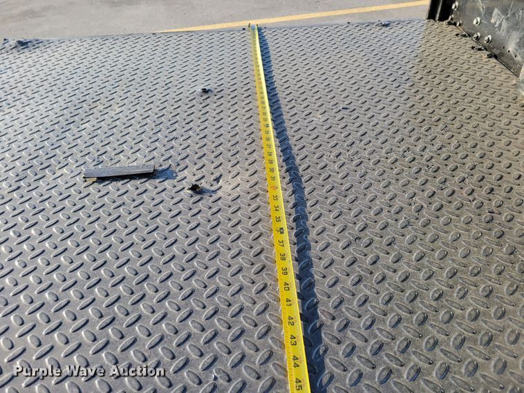 image for item JZ9058 Jacobsen Cushman  utility vehicle