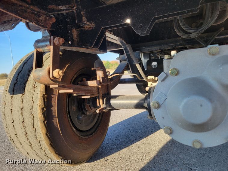 image for item JZ9058 Jacobsen Cushman  utility vehicle