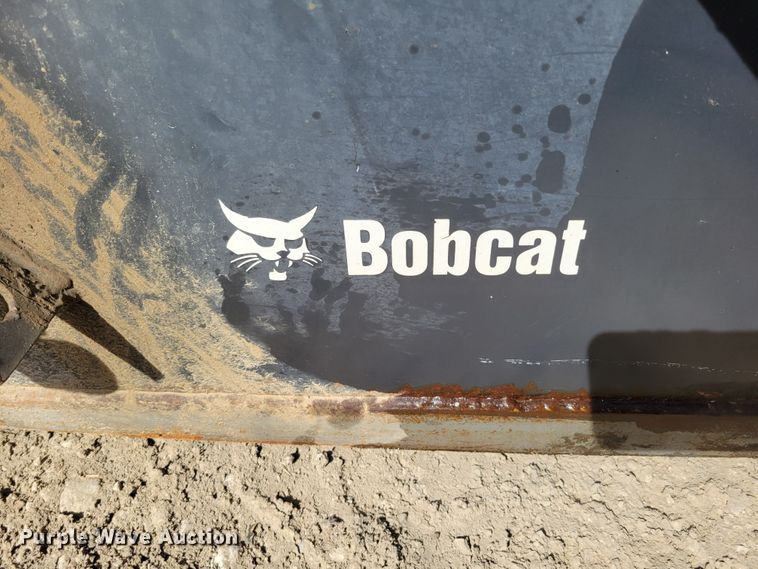 image for item JZ9108 2010 Bobcat 72 Sweeper  skid steer sweeper