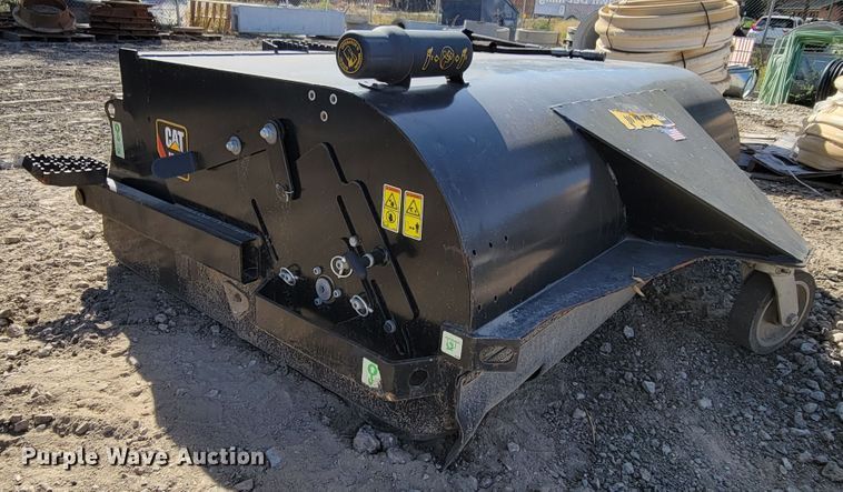 image for item JZ9109 2018 Caterpillar BP118C  skid steer sweeper