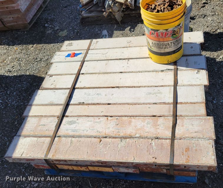 image for item JZ9111 Approximately 164 Symons concrete forms