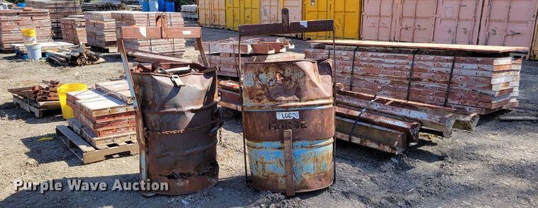 image for item JZ9112 Approximately 50 Symons concrete forms