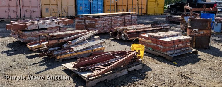 image for item JZ9112 Approximately 50 Symons concrete forms