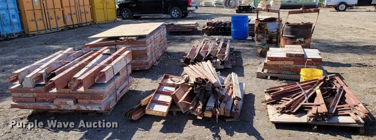 image for item JZ9112 Approximately 50 Symons concrete forms