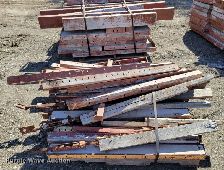 image for item JZ9112 Approximately 50 Symons concrete forms