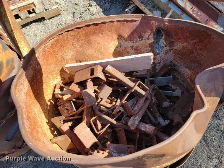 image for item JZ9112 Approximately 50 Symons concrete forms