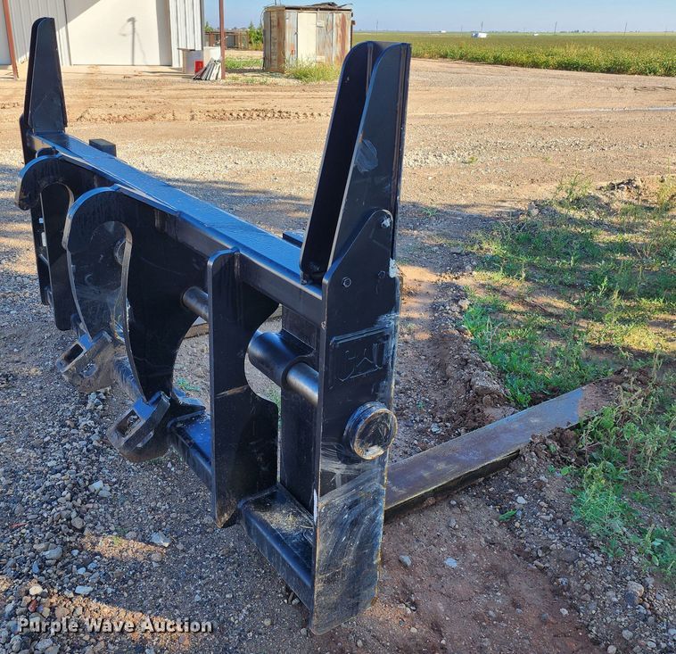 image for item KC9731 2021 Caterpillar  72"L forks