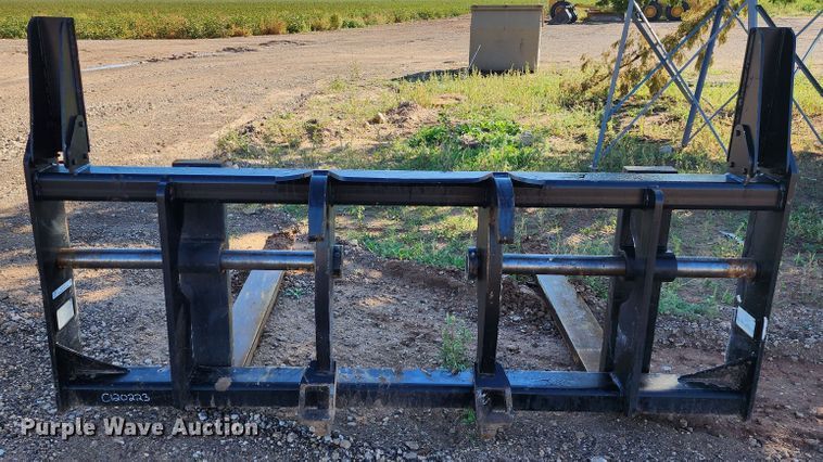 image for item KC9731 2021 Caterpillar  72"L forks