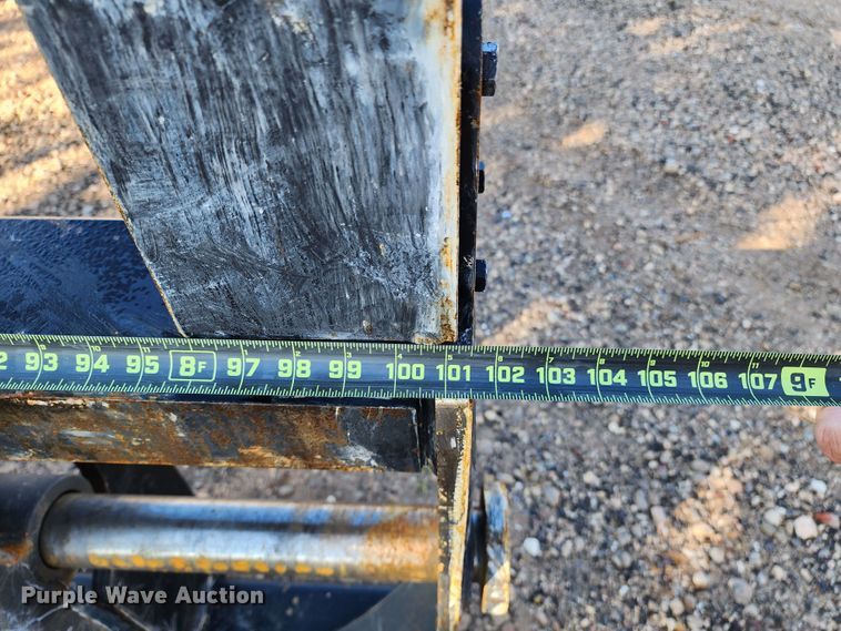 image for item KC9731 2021 Caterpillar  72"L forks