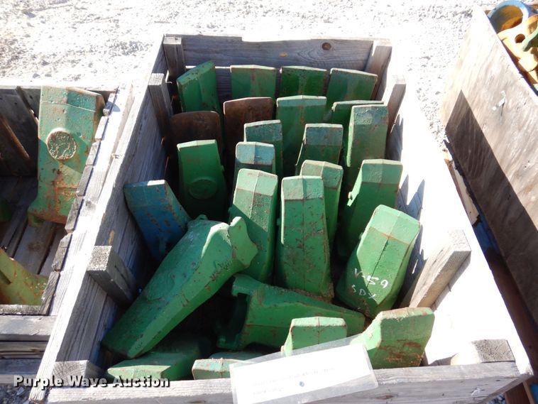 image for item KF9445 Excavator teeth