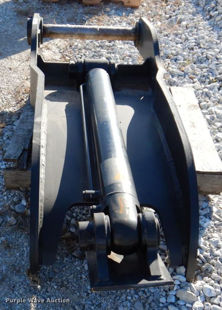 image for item KF9448 Trojan 20T-80  hydraulic excavator thumb