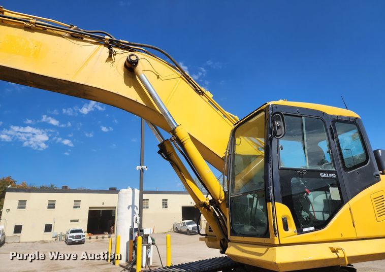 image for item KH9203 2007 Komatsu PC400LC-7  excavator