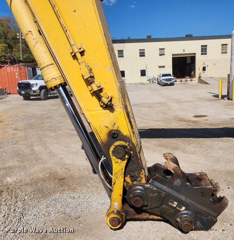 image for item KH9203 2007 Komatsu PC400LC-7  excavator