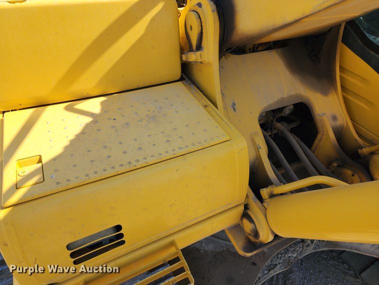 image for item KH9203 2007 Komatsu PC400LC-7  excavator