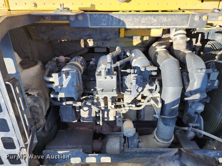 image for item KH9203 2007 Komatsu PC400LC-7  excavator