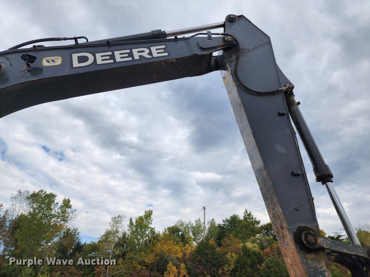 image for item KH9206 2014 John Deere 350G LC  excavator